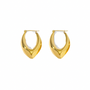 Carrie Hoops