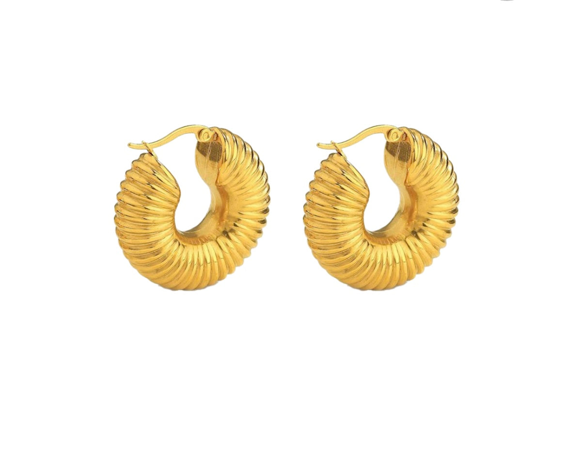 Effie hoops