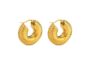 Effie hoops