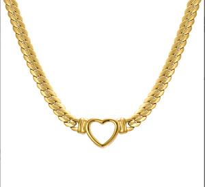 Amore  open heart necklace